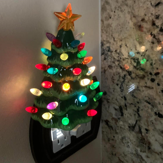 Christmas Tree Night Light - Green